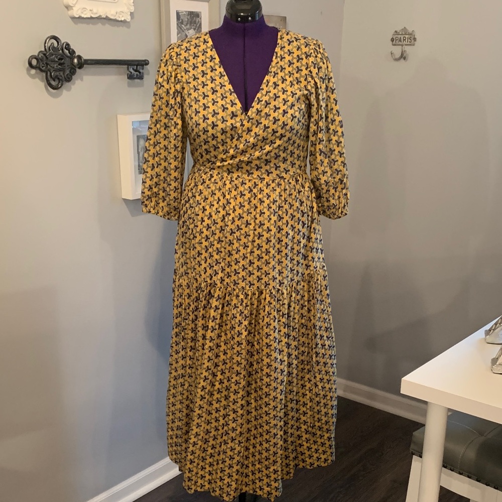 Banana Republic Pattern Midi Dress in Yellow and Black
